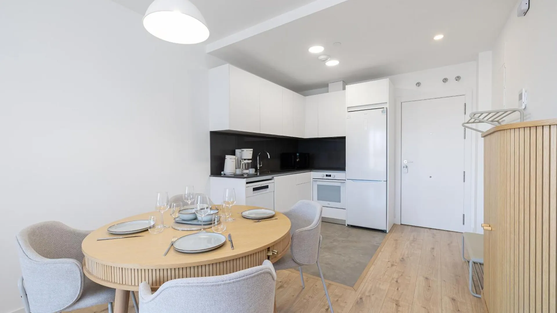 High-Rise Apartment With Views Málaga