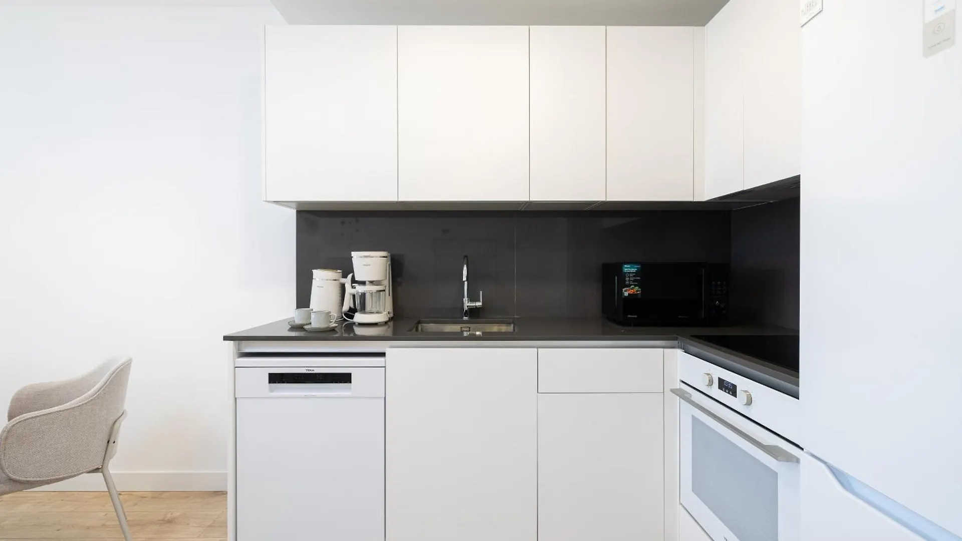 High-Rise Apartment With Views Málaga