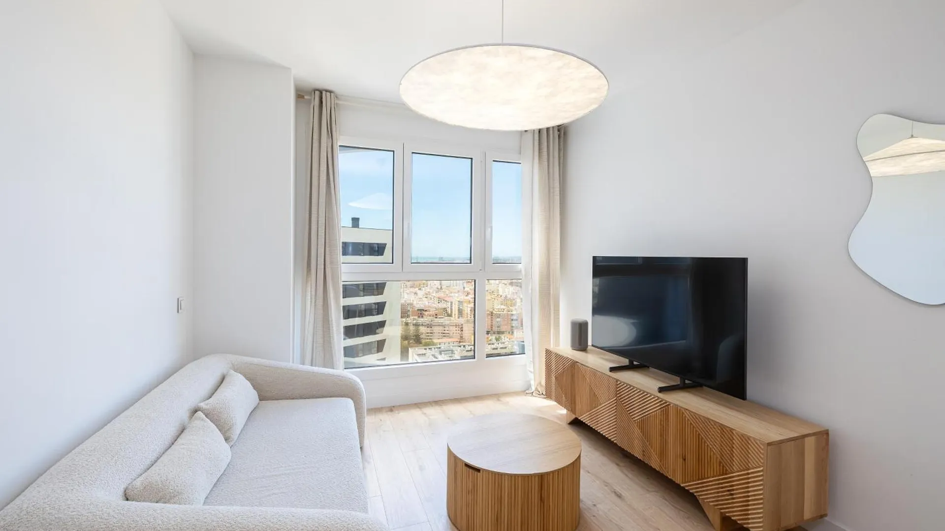 High-Rise Apartment With Views Málaga 0*,